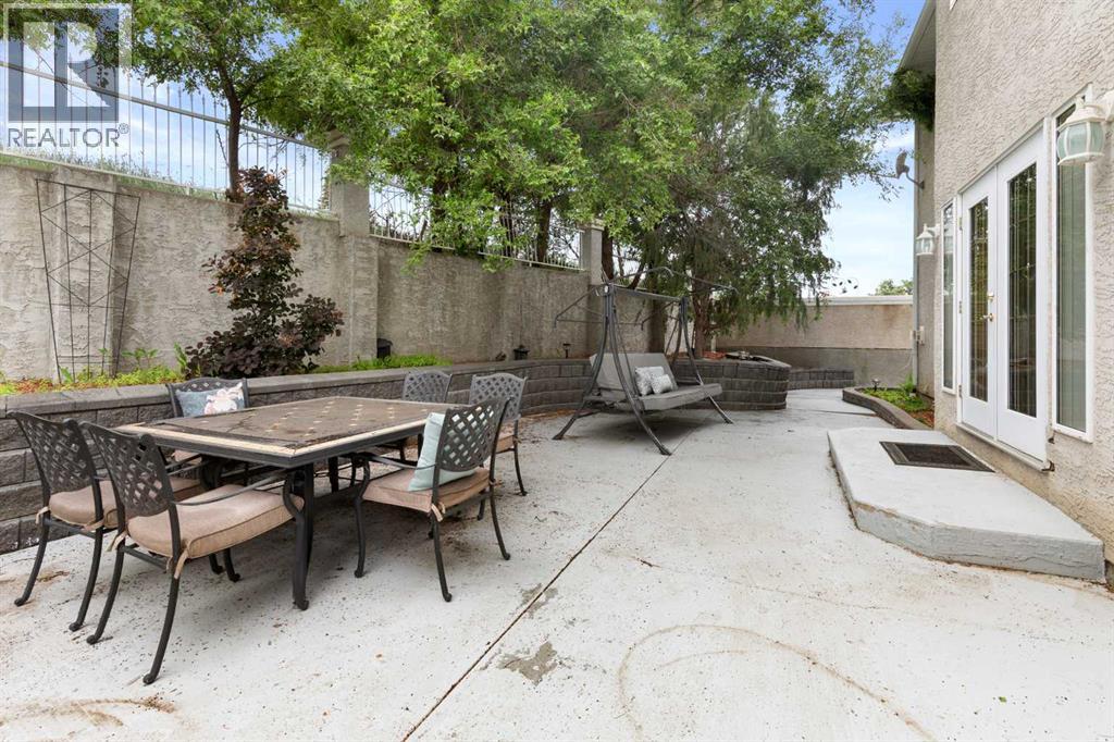 23 Chinook Place SW — photo 46