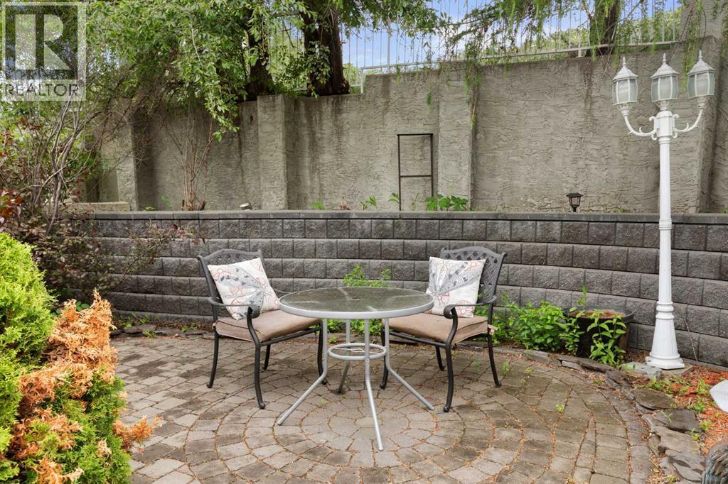 23 Chinook Place SW — photo 47