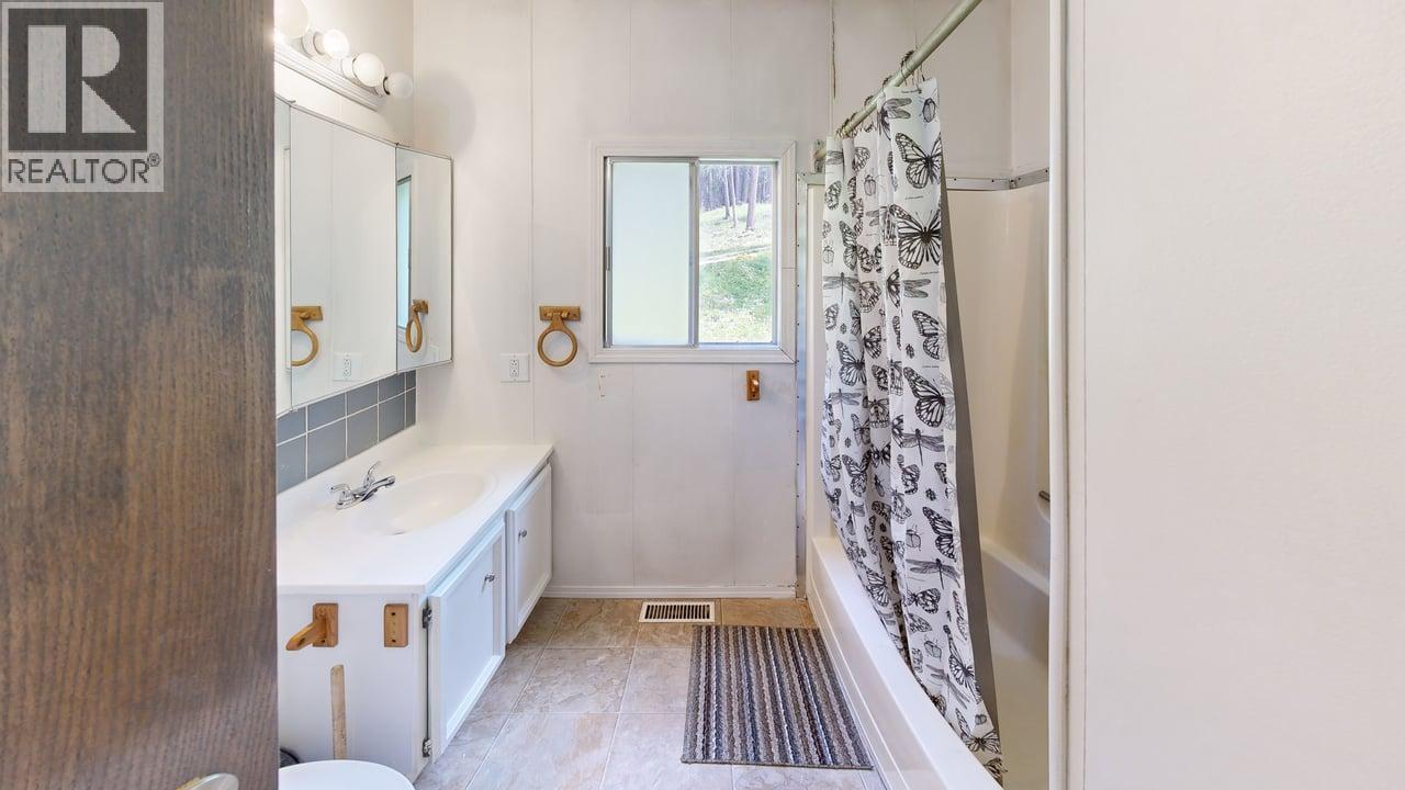 601 Lapp Road - 17