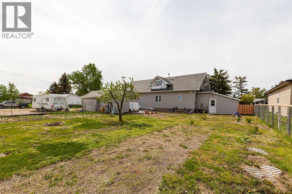 606 5 Street - 37