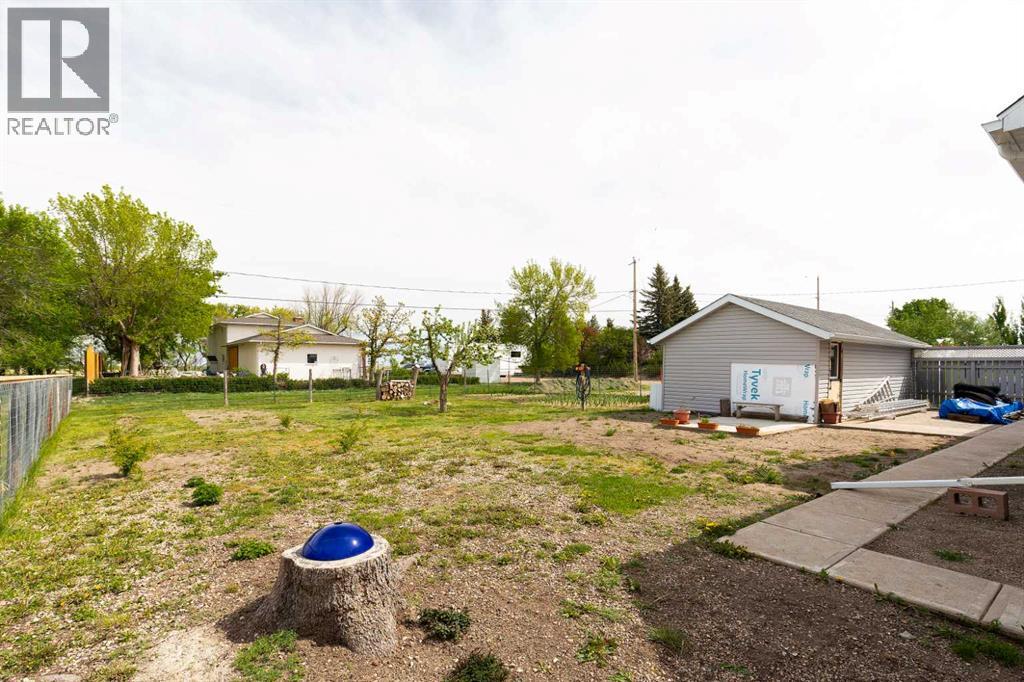 606 5 Street - 36