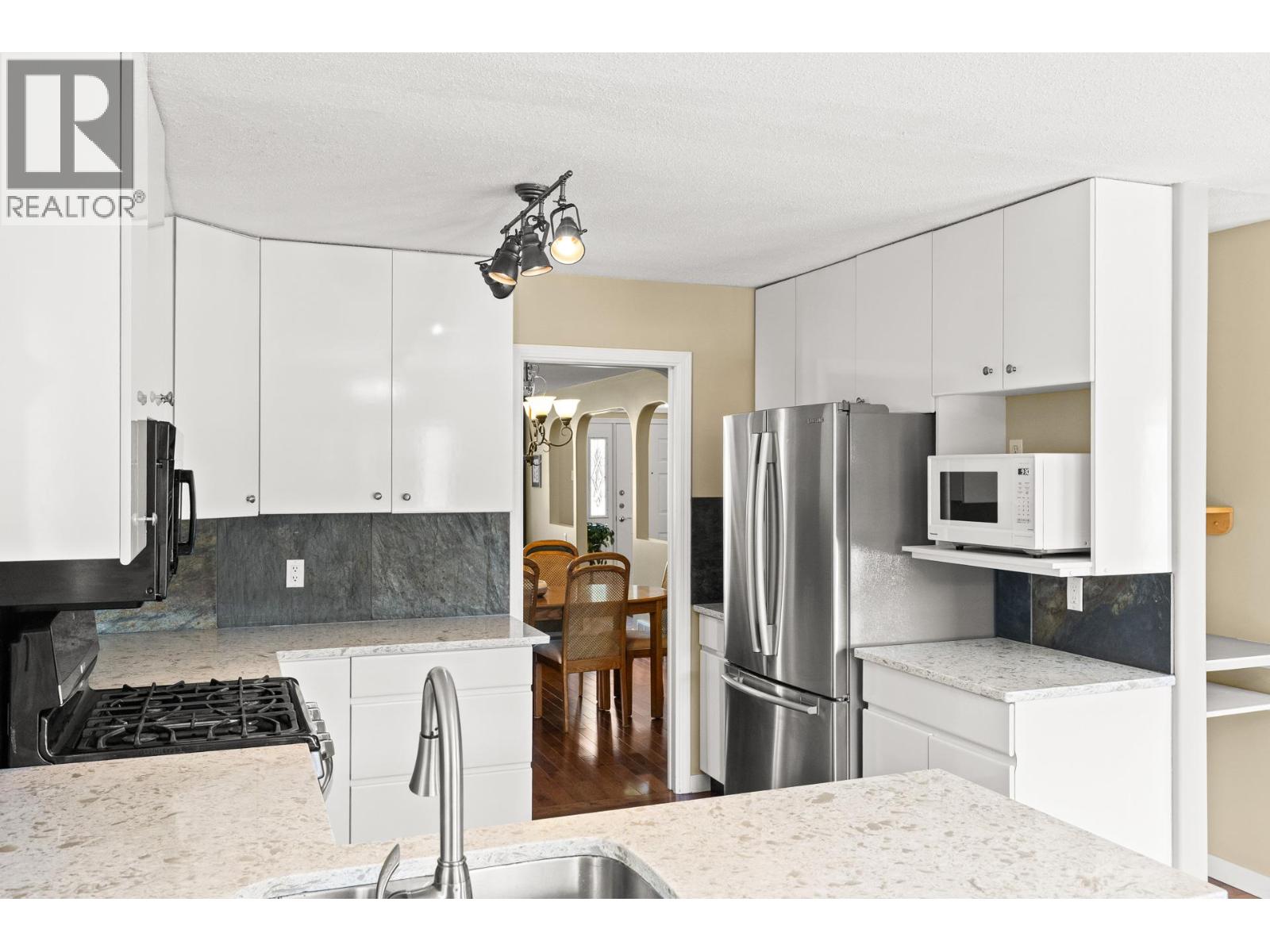 111 650 Lexington Drive, Kelowna