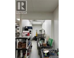 1400 Aimco Boulevard Unit# 4, Mississauga, ON L4W4K2 Photo 10