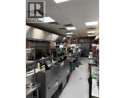 1400 Aimco Boulevard Unit# 4, Mississauga, ON L4W4K2 Photo 11