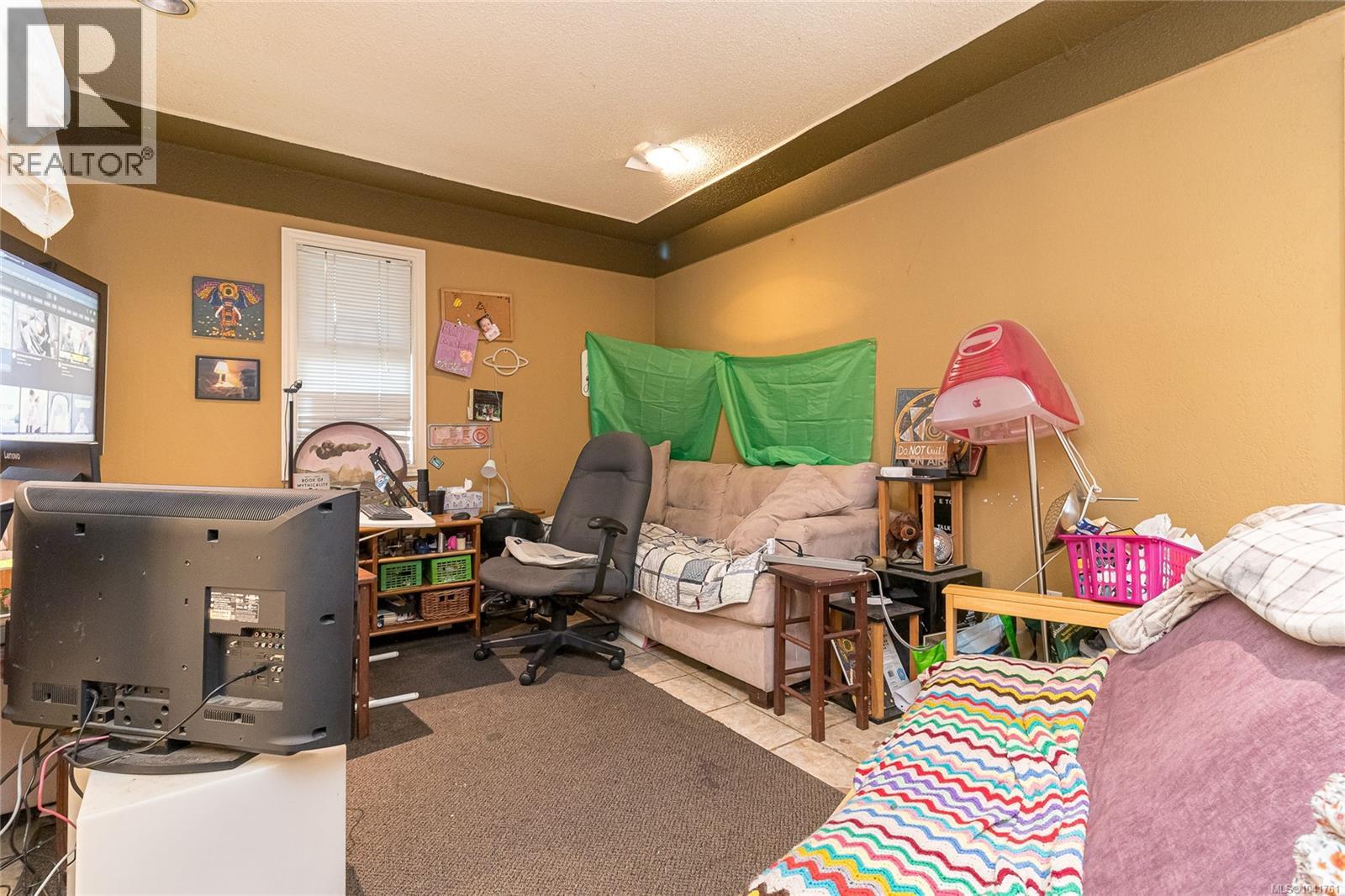 4021 Glanford Ave - 10