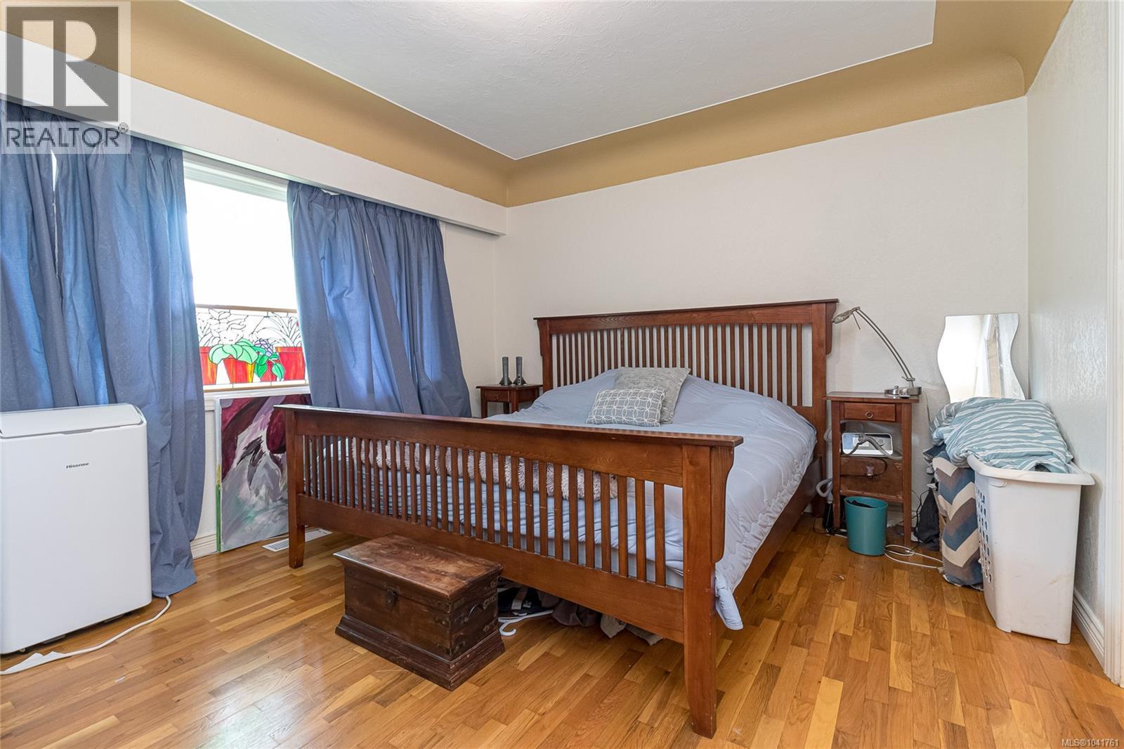 4021 Glanford Ave - 11