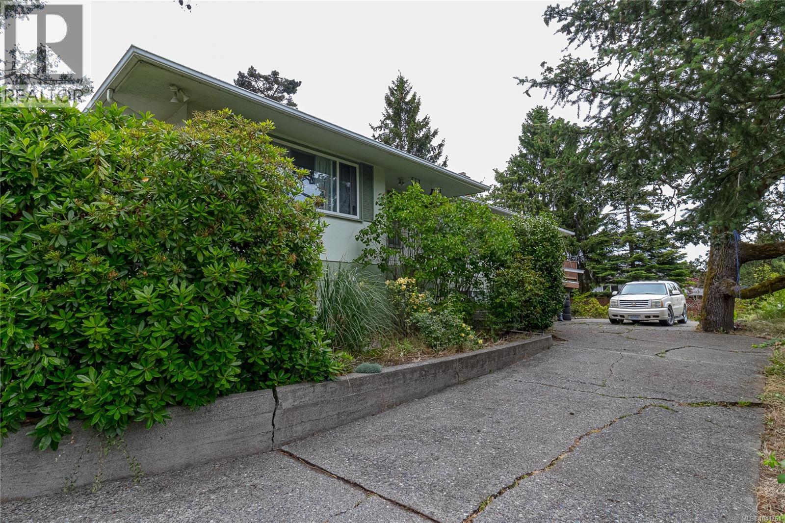 4021 Glanford Ave - 2