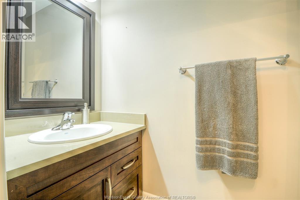 #112 8475 WYANDOTTE STREET East - Image 12
