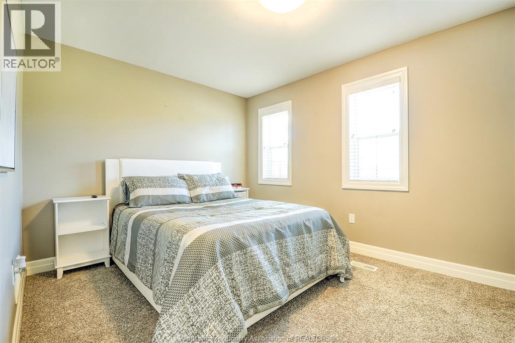 #112 8475 WYANDOTTE STREET East - 14
