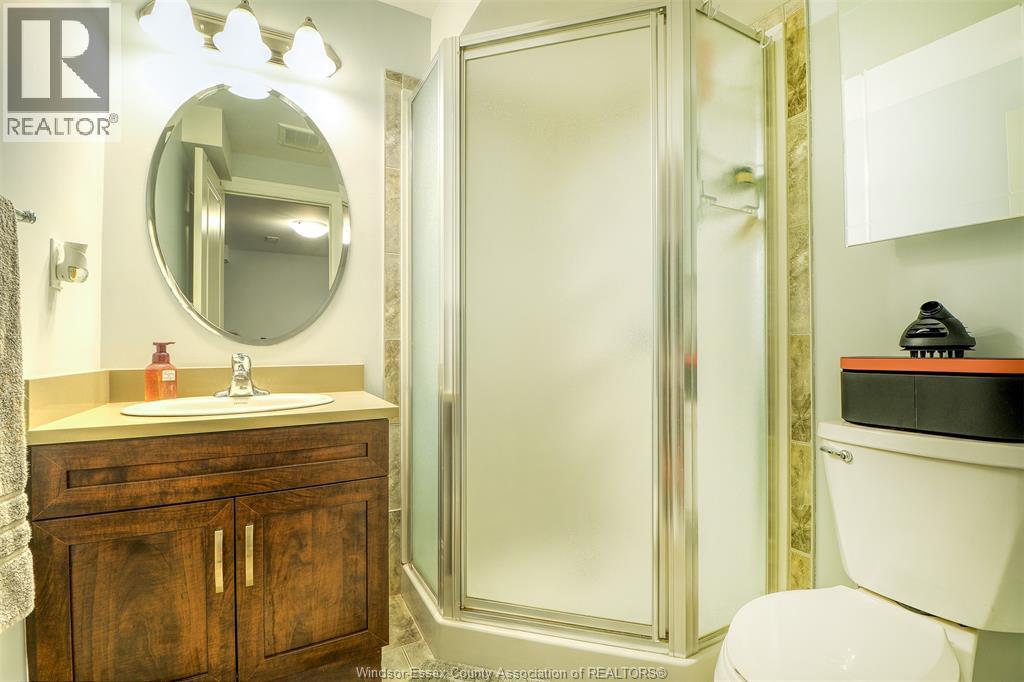 #112 8475 WYANDOTTE STREET East - Image 22