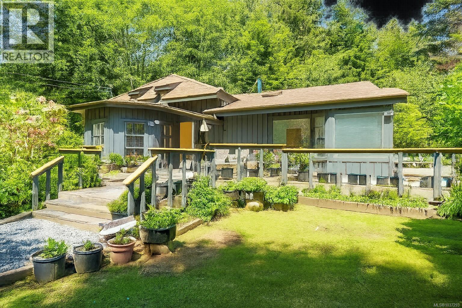1334 Chesterman Beach Rd - 2