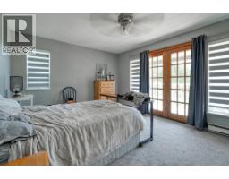 10022 Rolley Crescent, Maple Ridge, BC V2W1J9 Photo 13