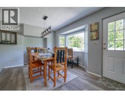 10022 Rolley Crescent, Maple Ridge, BC V2W1J9 Photo 9