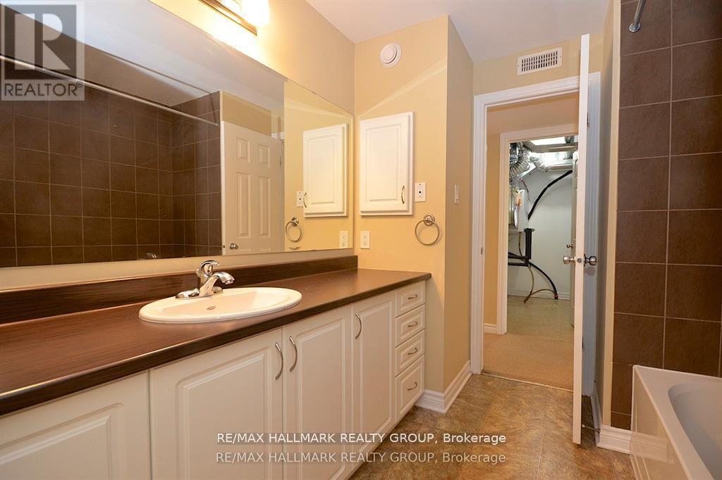 2 Bed, 2 Bath House for Rent in Ottawa – 2 – 205 BLUESTONE PRIVATE, Ottawa – MLS# X13498456 - Image 15
