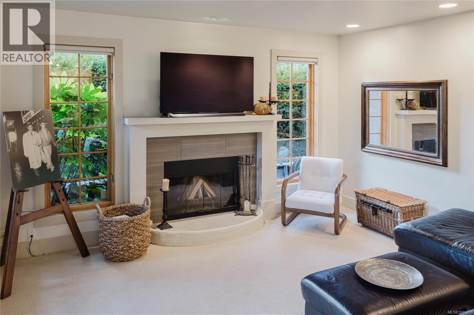 586 Island Rd - 11
