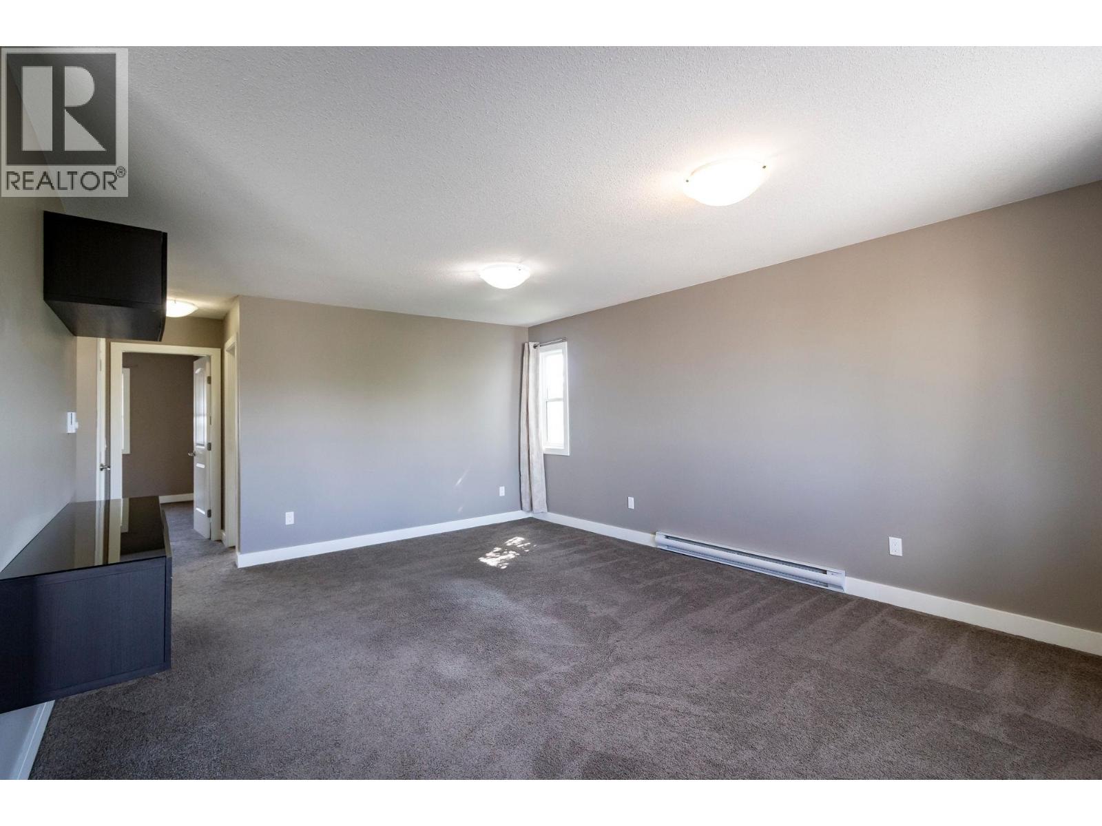 #3 10223 98 AVENUE - 6