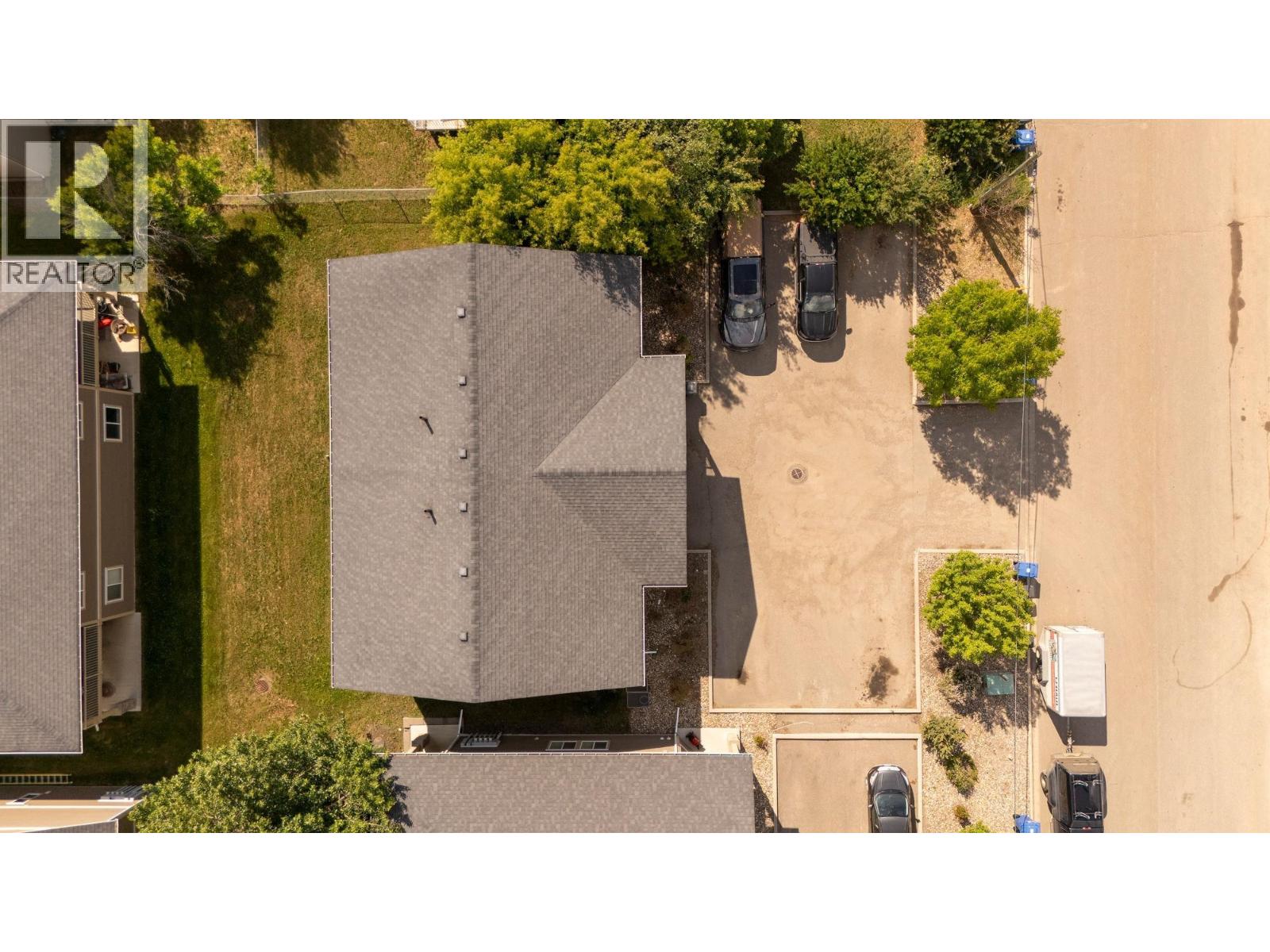 #3 10223 98 AVENUE - 24