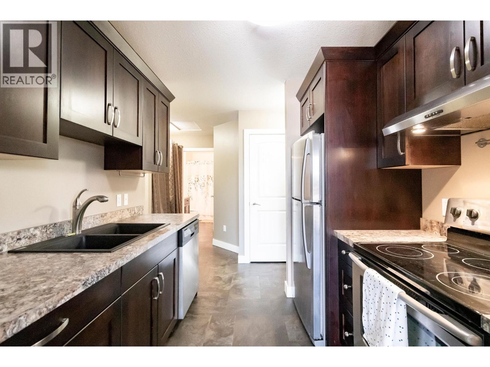 #3 10223 98 AVENUE - 3