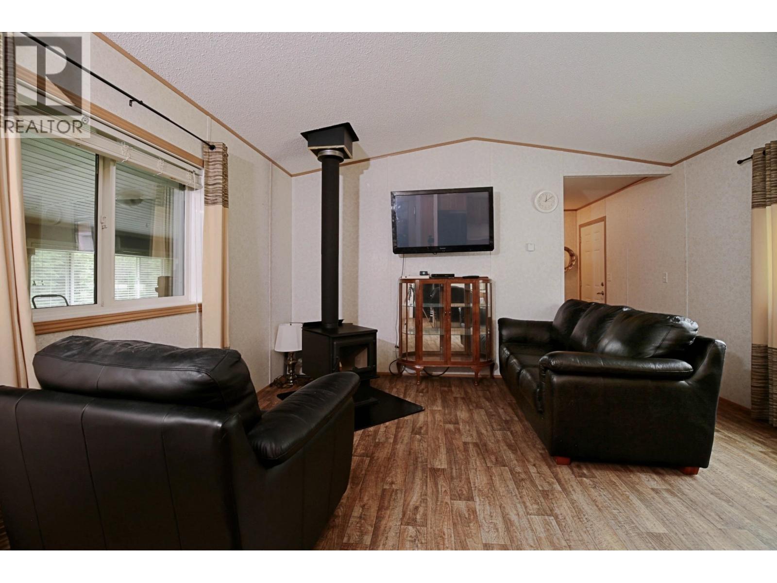 3165 NIQUIDET STREET, Horsefly