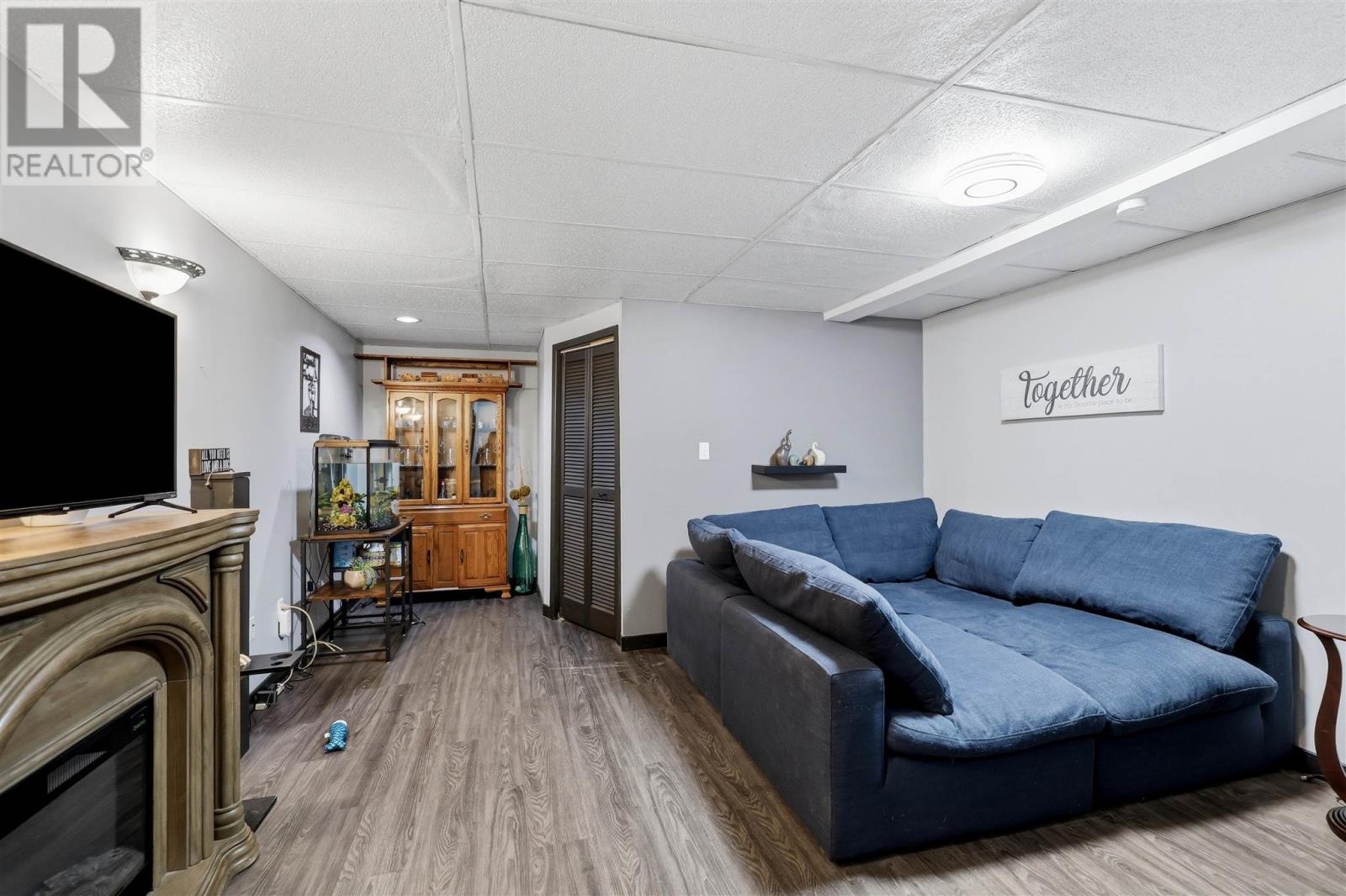 309 Whitney AVE - 30