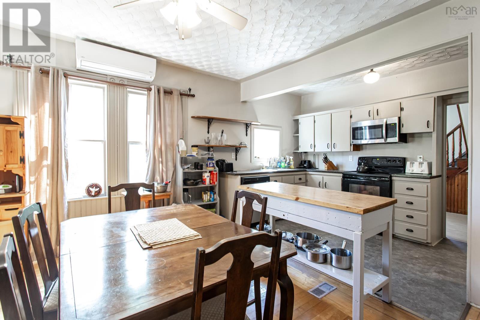 540 Main Street - 17