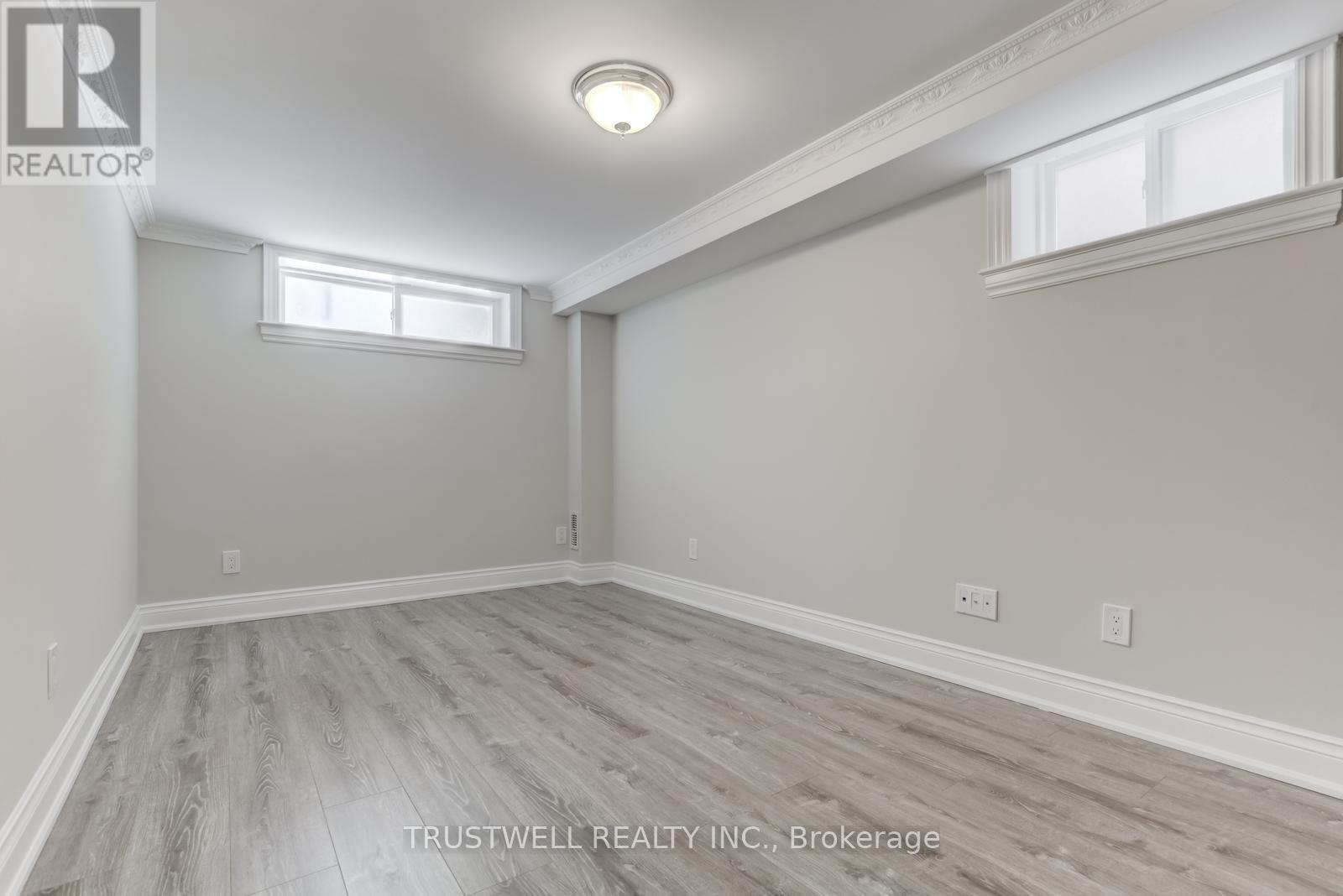 142 BORDEN STREET - 39
