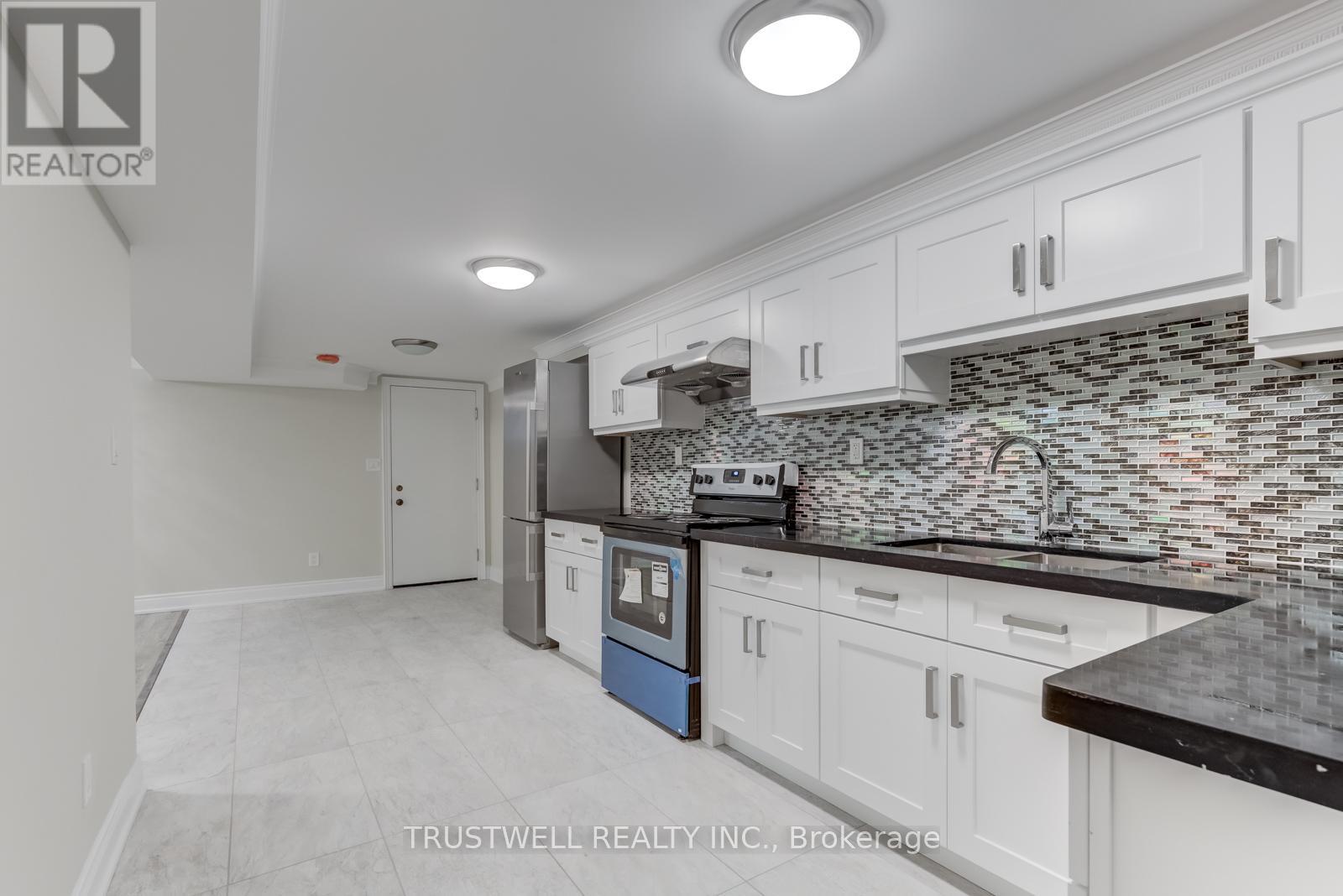 142 BORDEN STREET - 37