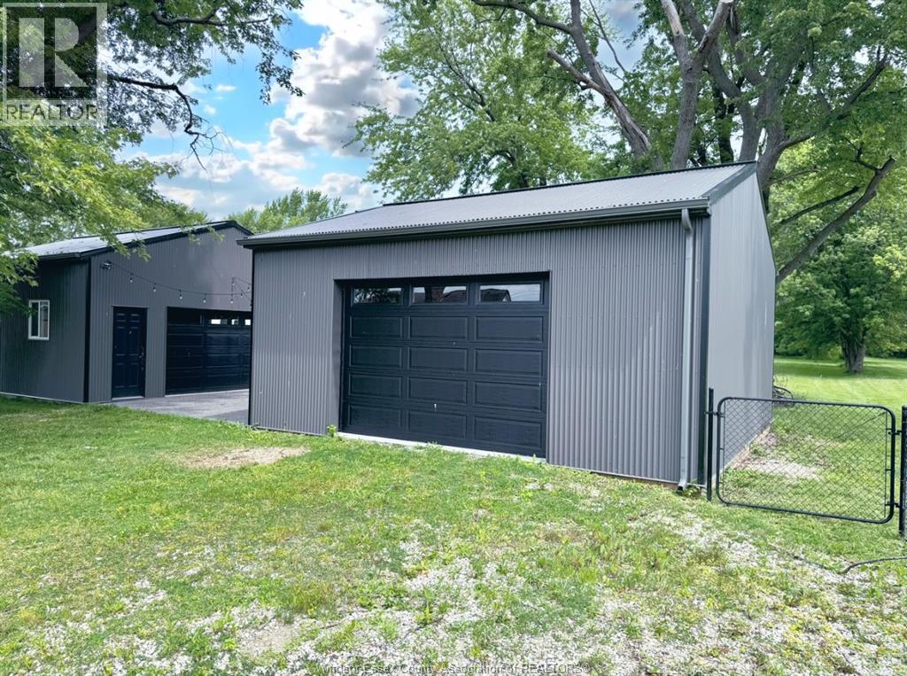 1052 COUNTY RD 22 - 24