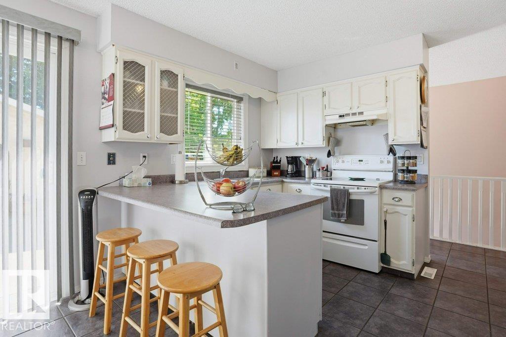 8901 94 AV — photo 17