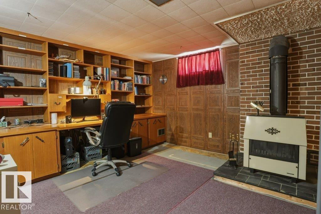 8901 94 AV — photo 23