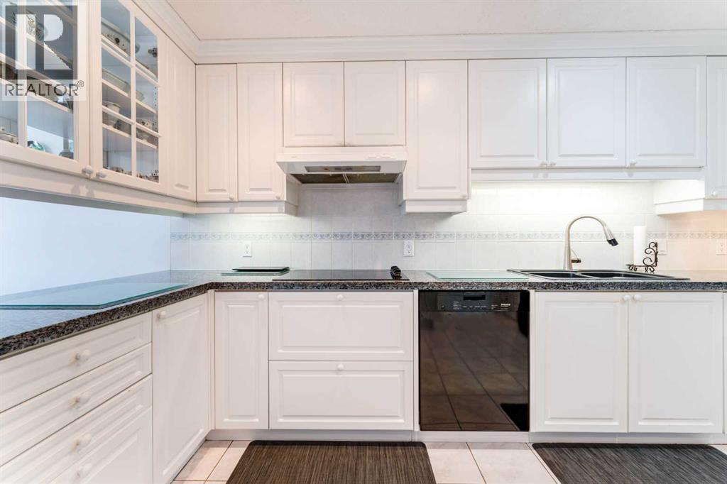 8 Prominence Path SW - 9