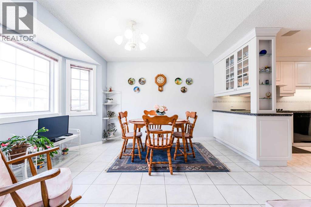8 Prominence Path SW - 6