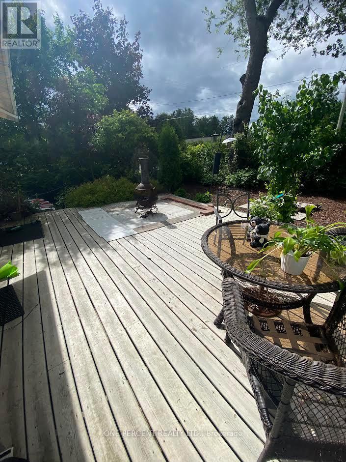 25 WELLINGTON STREET - 39