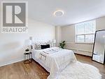 #703 20 FOREST MANOR ROAD - 16