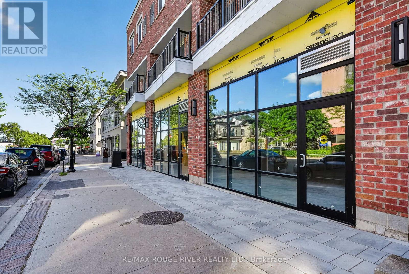 108, 208, 308 - 185 DIVISION STREET - 9
