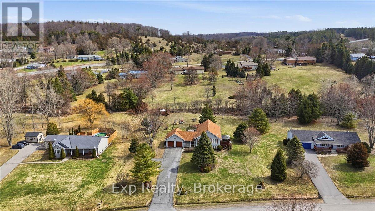 113 DEERFIELD DRIVE - 2