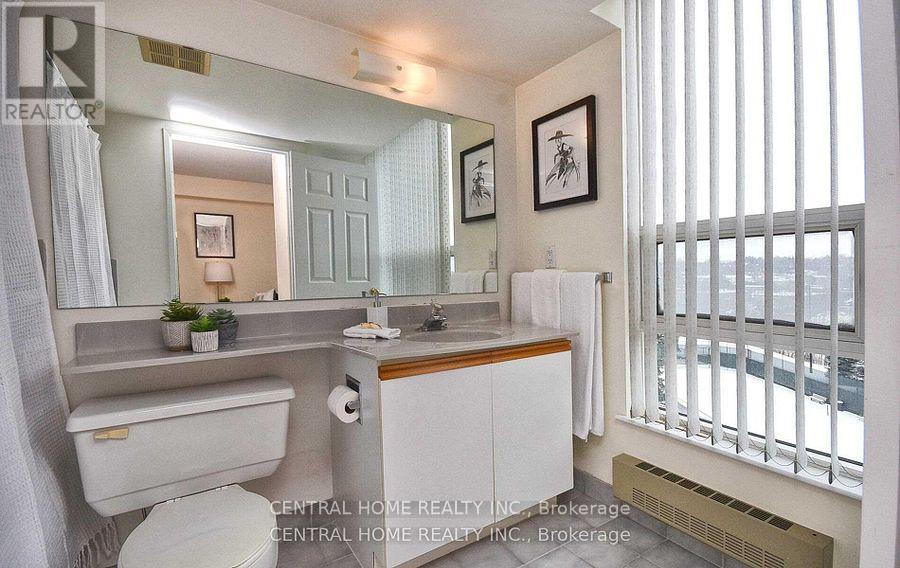 #502 7825 BAYVIEW AVENUE - 17