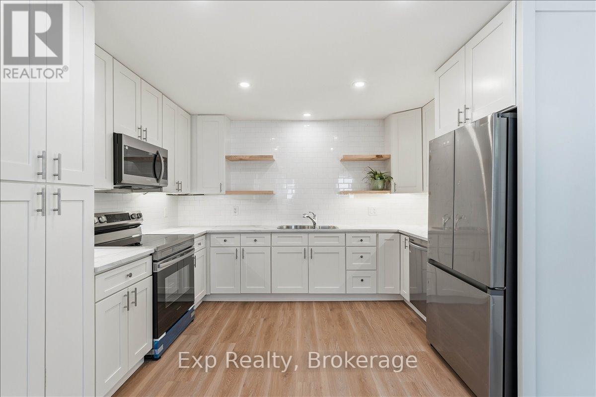 110 HASTINGS DRIVE - 3