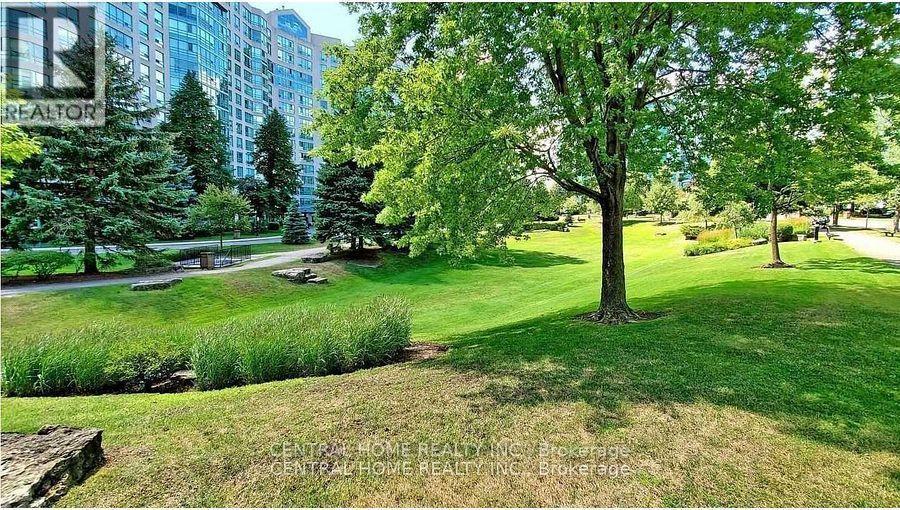 #502 7825 BAYVIEW AVENUE - 22