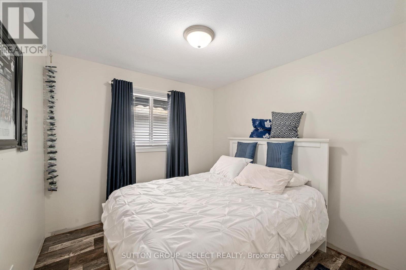 51 GREENWAY BOULEVARD - 13