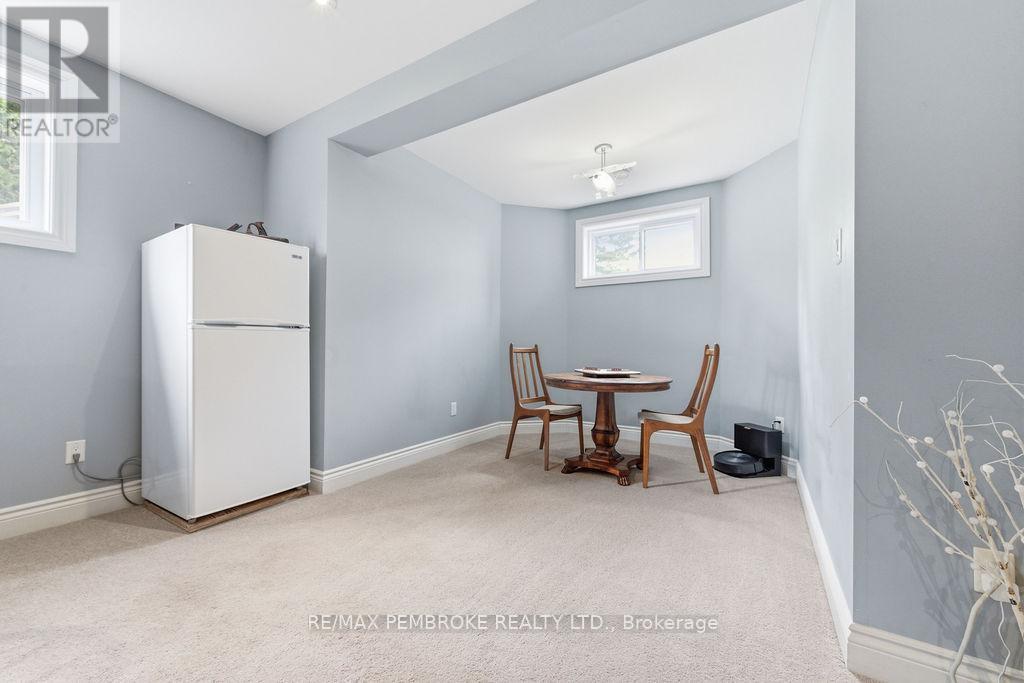 19 NICK STREET - 24