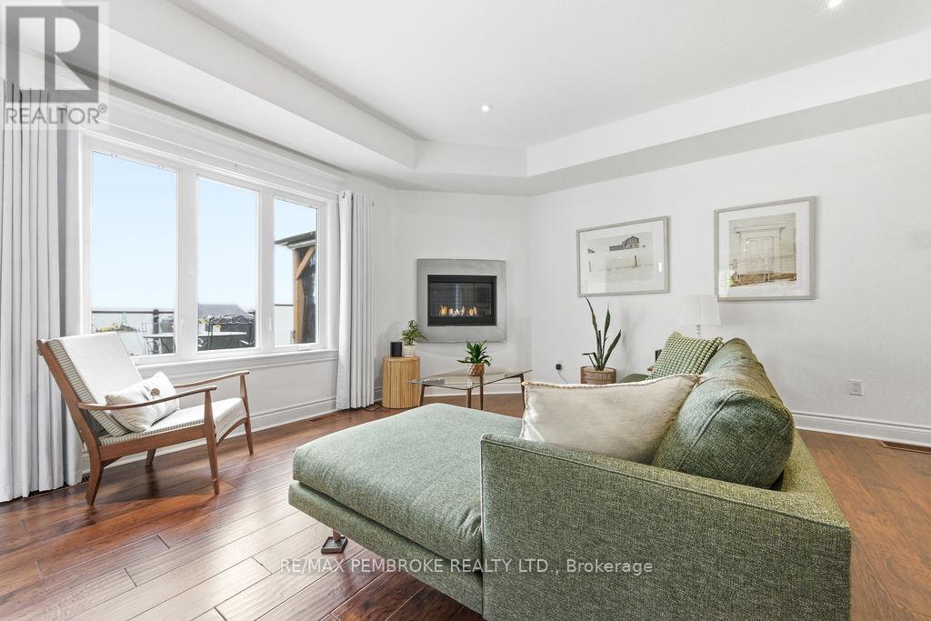 19 NICK STREET - 5