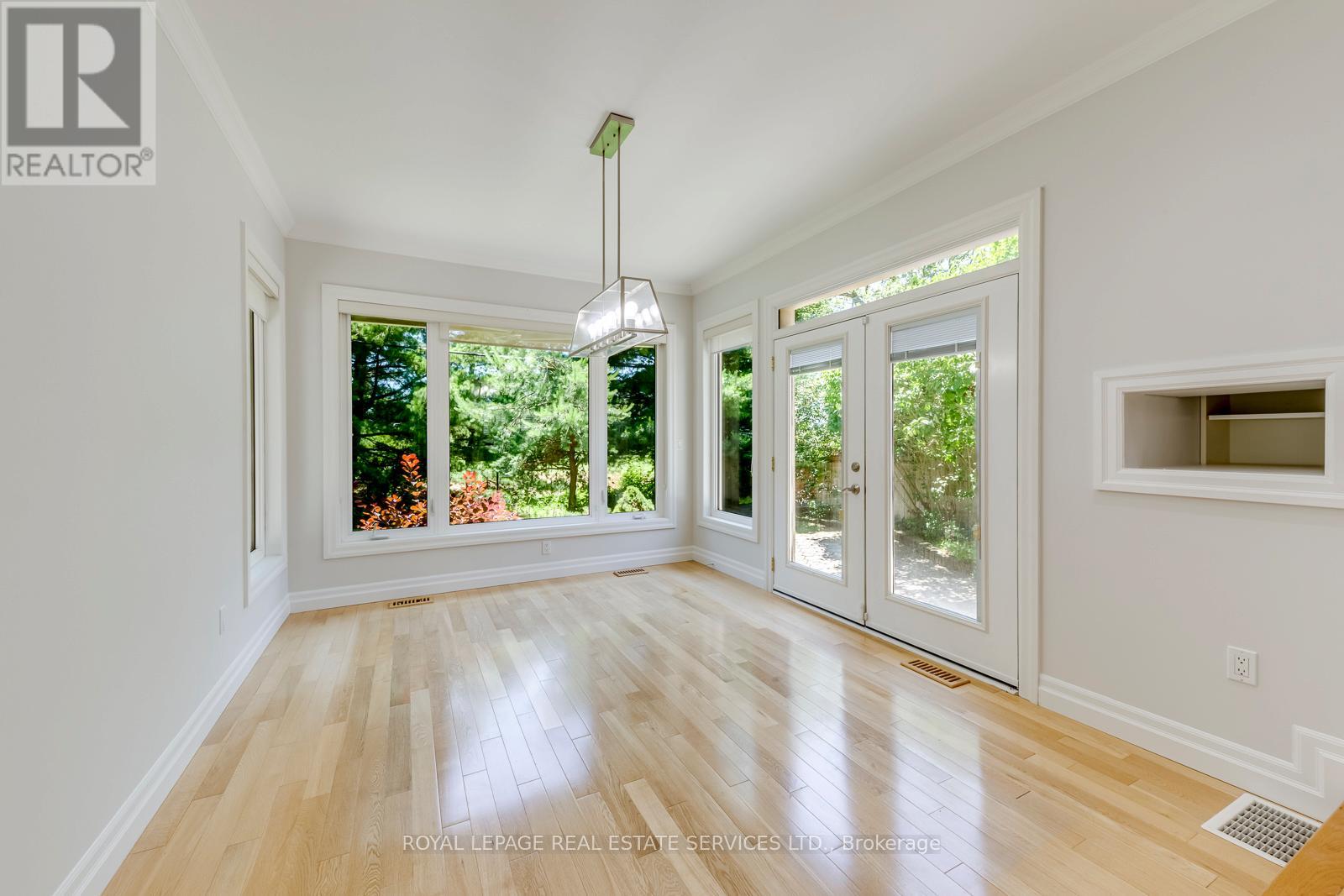 1602 LINCOLNSHIRE BOULEVARD - 12