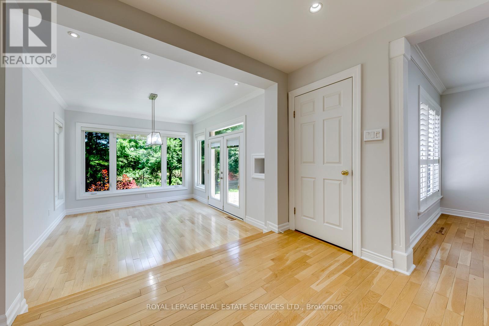 1602 LINCOLNSHIRE BOULEVARD - 11
