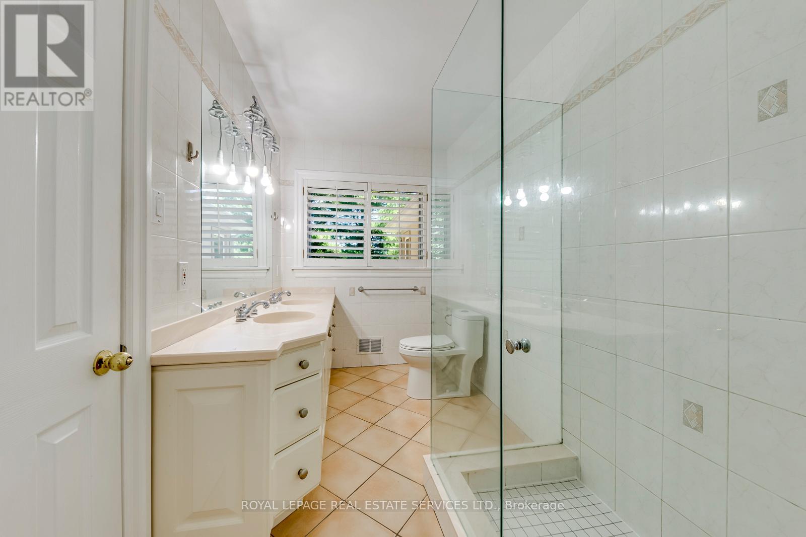 1602 LINCOLNSHIRE BOULEVARD - 21