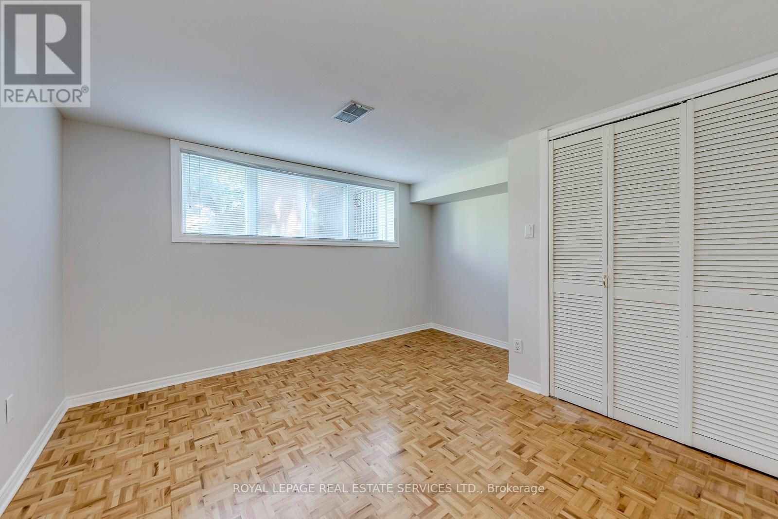 1602 LINCOLNSHIRE BOULEVARD - 27