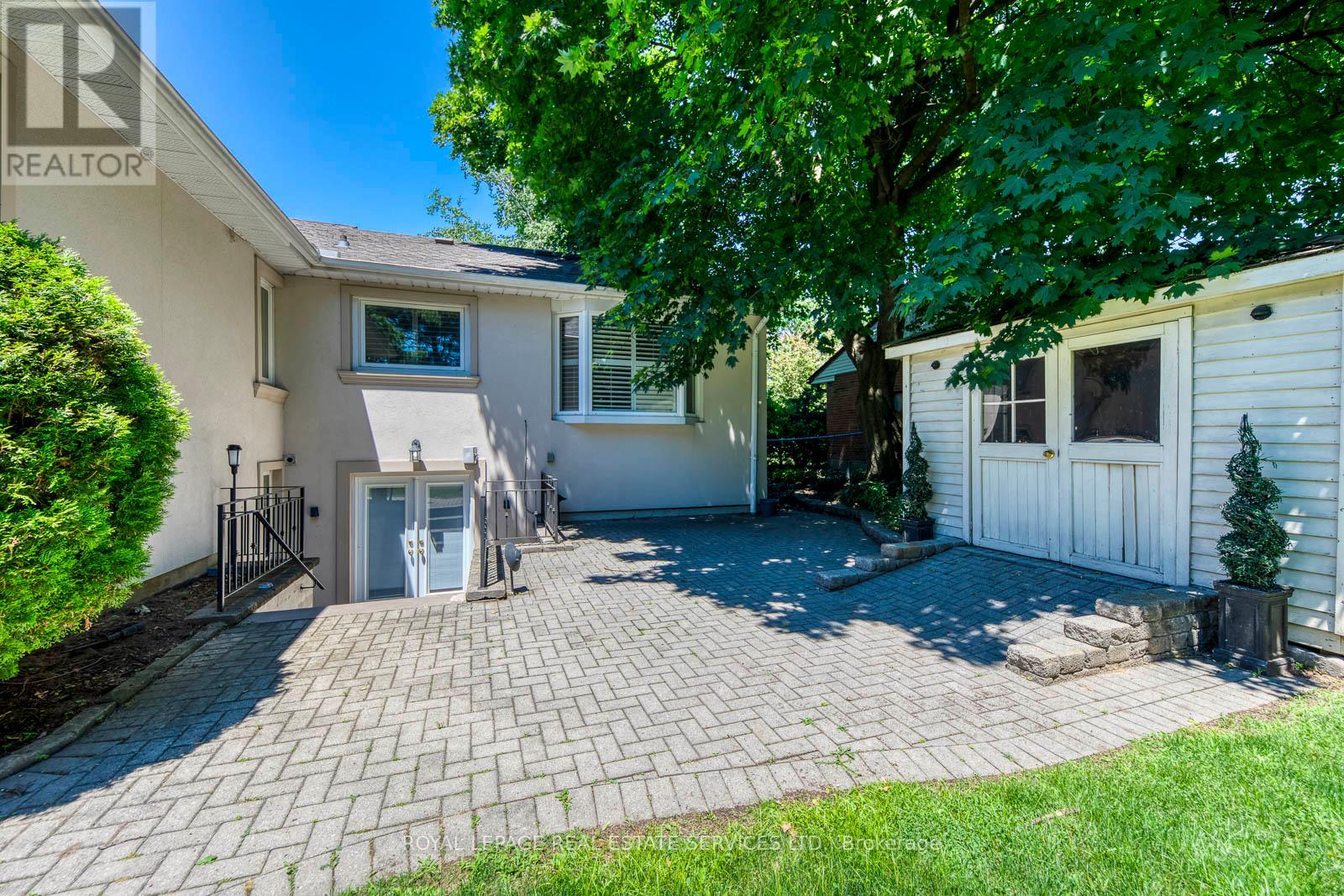 1602 LINCOLNSHIRE BOULEVARD - 38