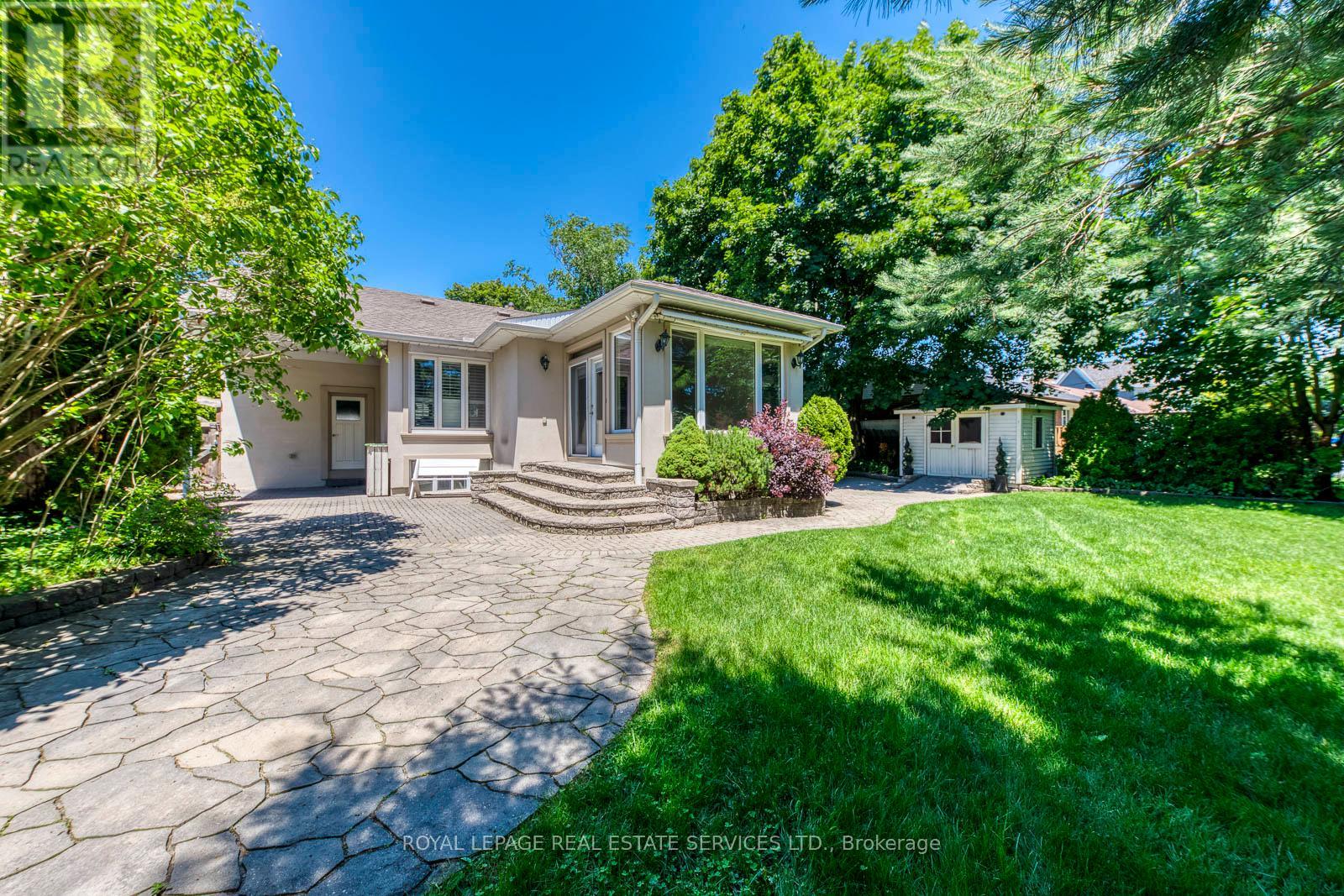 1602 LINCOLNSHIRE BOULEVARD - 32