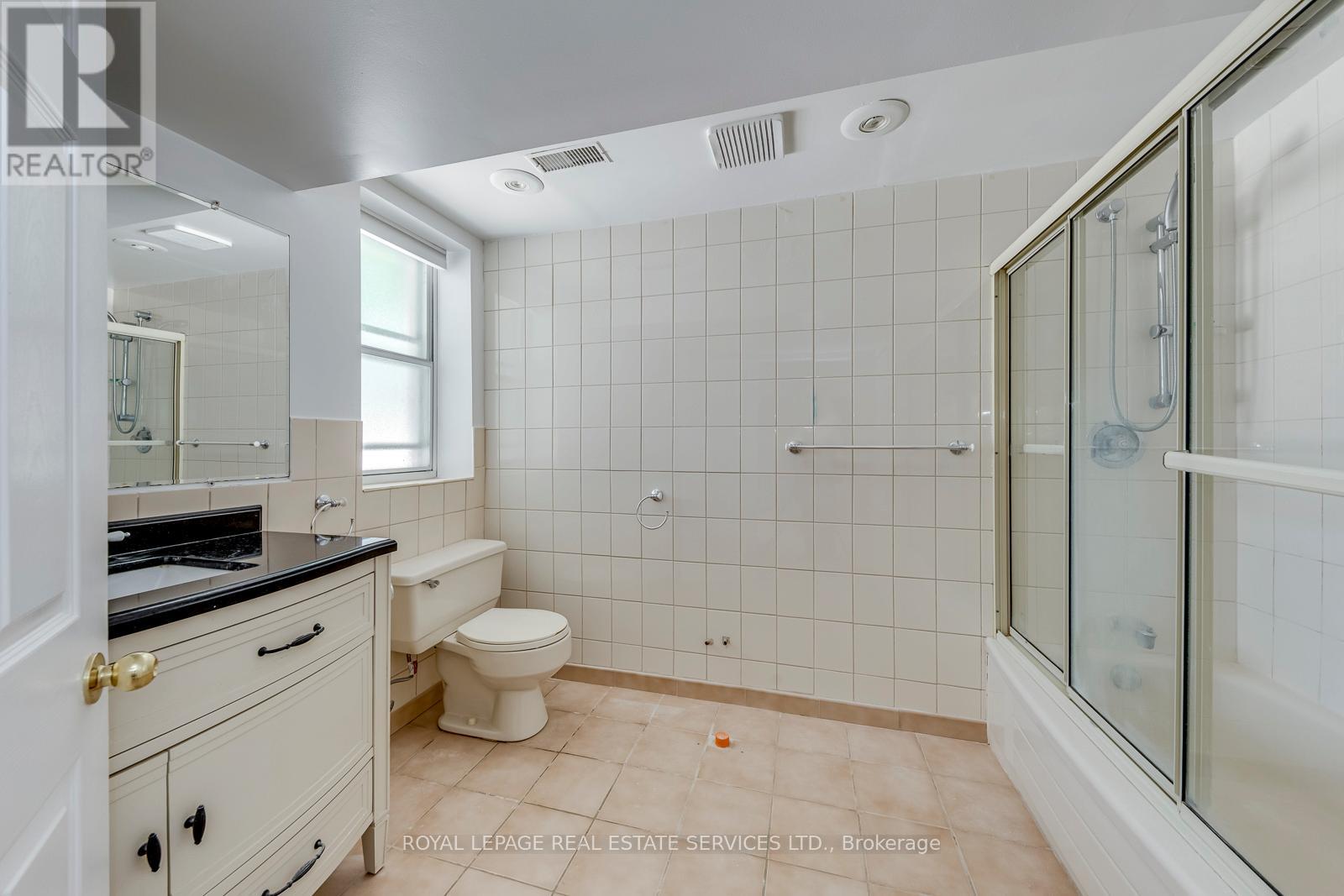 1602 LINCOLNSHIRE BOULEVARD - 30