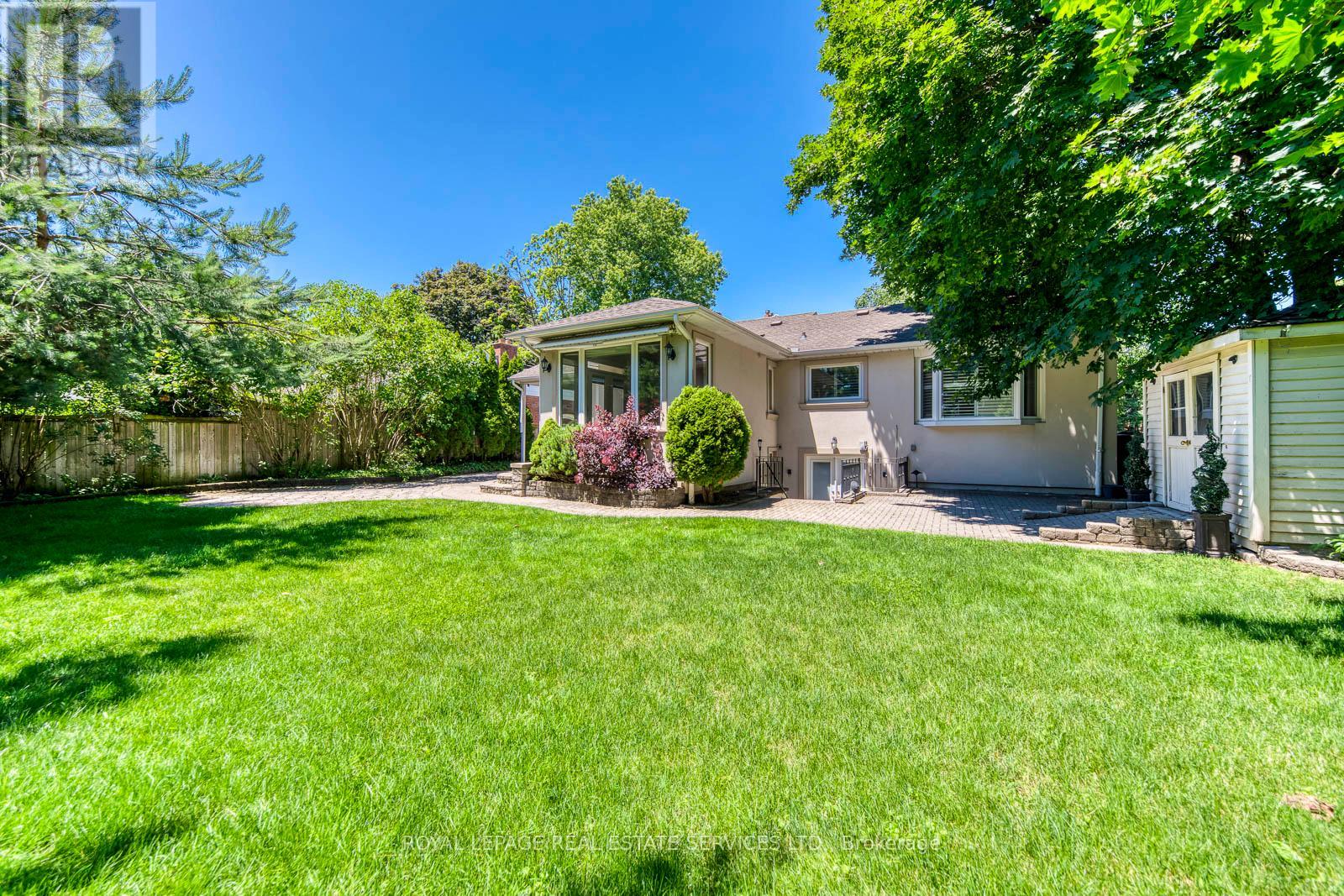 1602 LINCOLNSHIRE BOULEVARD - 34